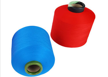 China Lubrifique o polipropileno tingido PP da cor 150D Yarn para peúgas e a luva de confecção de malhas fornecedor