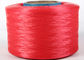 A categoria alta do fio do polipropileno FDY do estiramento 900D/AA tingiu o fio do filamento dos PP, cor vermelha fornecedor